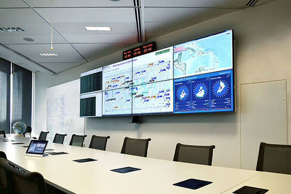 Meeting room with 2x4 video wall and touch panel