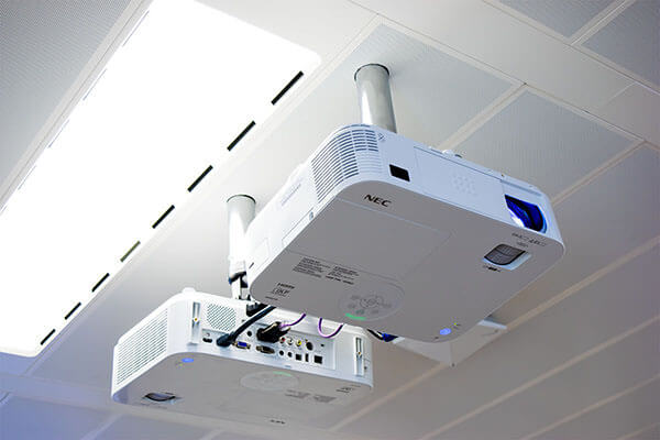 NEC M402W Projectors in Tomy Showroom